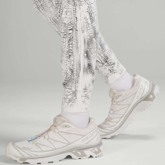 Lululemon Warm Down Jogger *7/8 Length • Size 6 • Thread Dye White Black - Picture 11 of 11